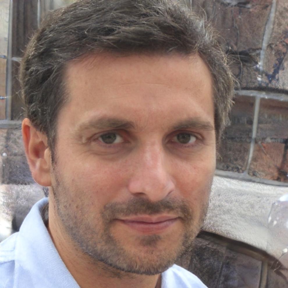 Carlos Mendoza Silva, Director de Estrategia Financiera